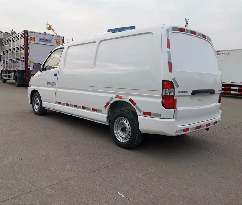 金杯新快運冷藏車(chē)