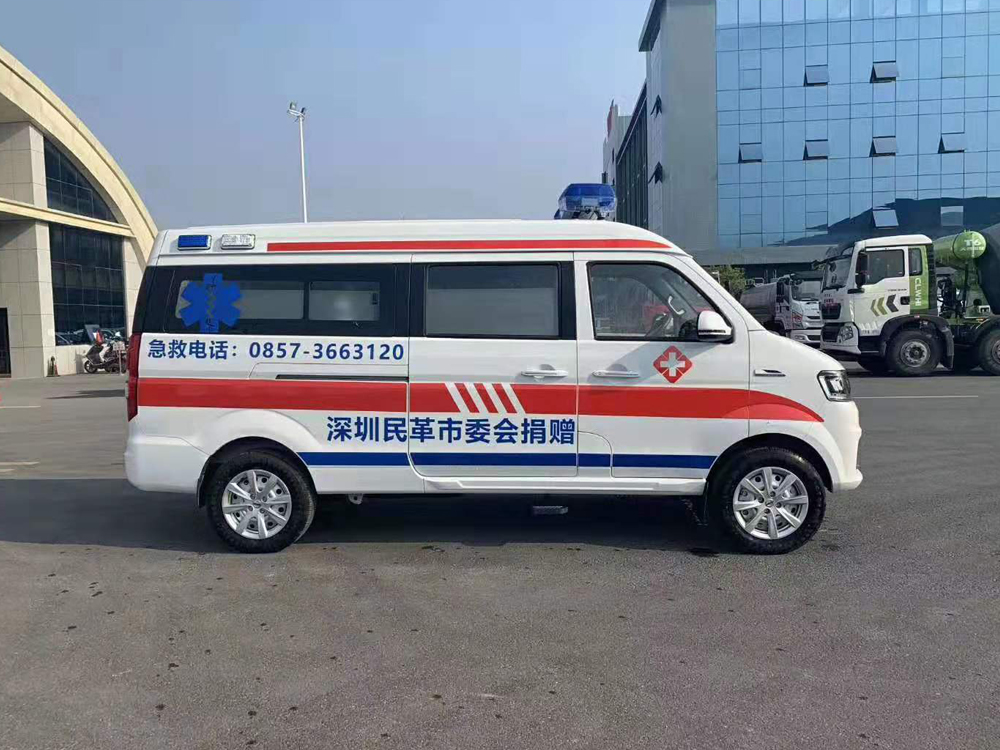 國六金杯新海獅救護車(chē)(汽油版)