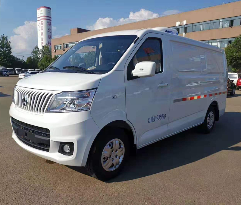 長(cháng)安睿行M80冷藏車(chē)