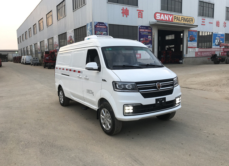 金杯新海獅疫苗冷藏車(chē)