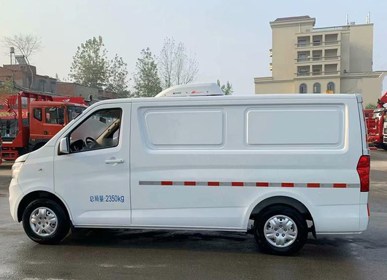 長(cháng)安面包疫苗冷藏車(chē)