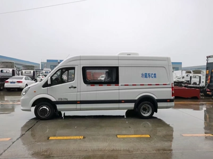 福田圖雅諾疫苗冷藏車(chē)
