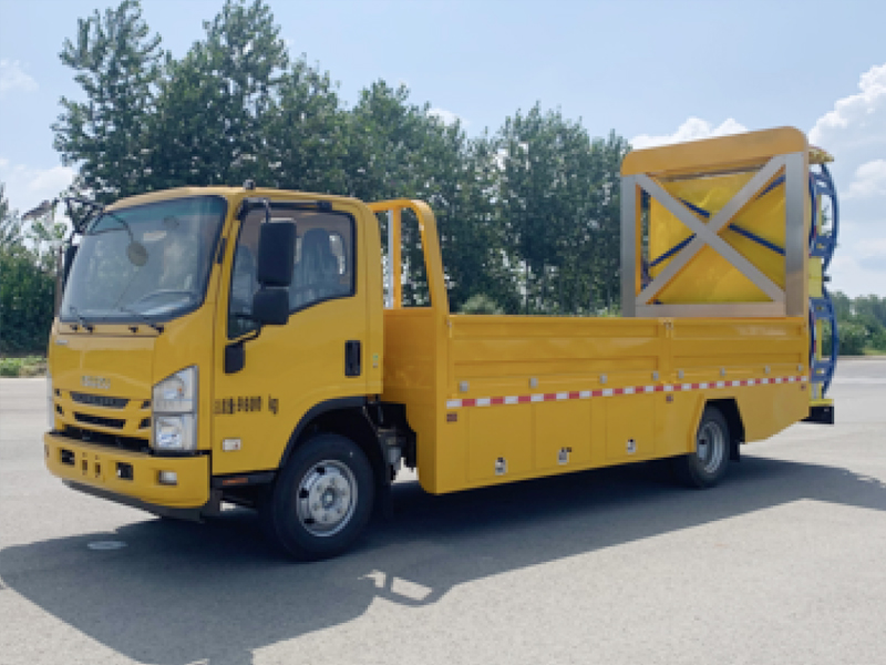 慶鈴4475防撞緩沖車(chē)
