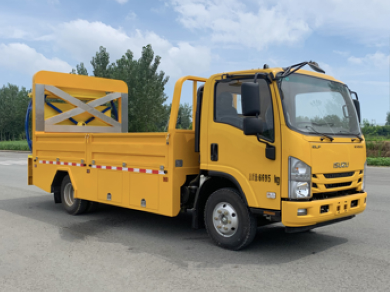 慶鈴3815防撞緩沖車(chē)