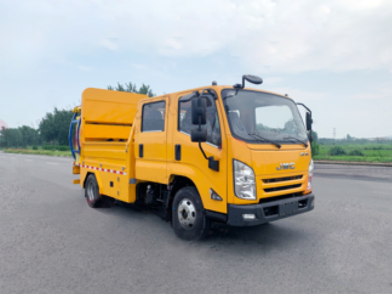 江鈴凱運防撞緩沖車(chē)