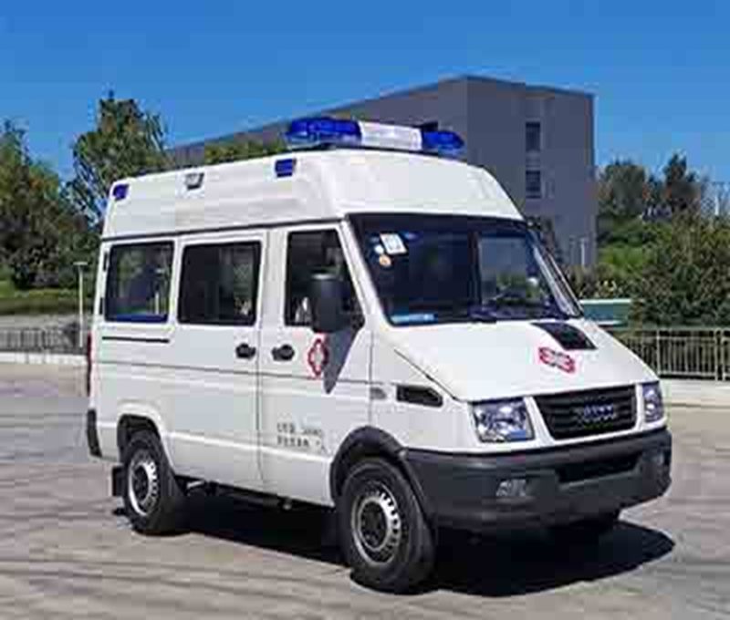 依維柯CL5049XJH6YS型救護車(chē)