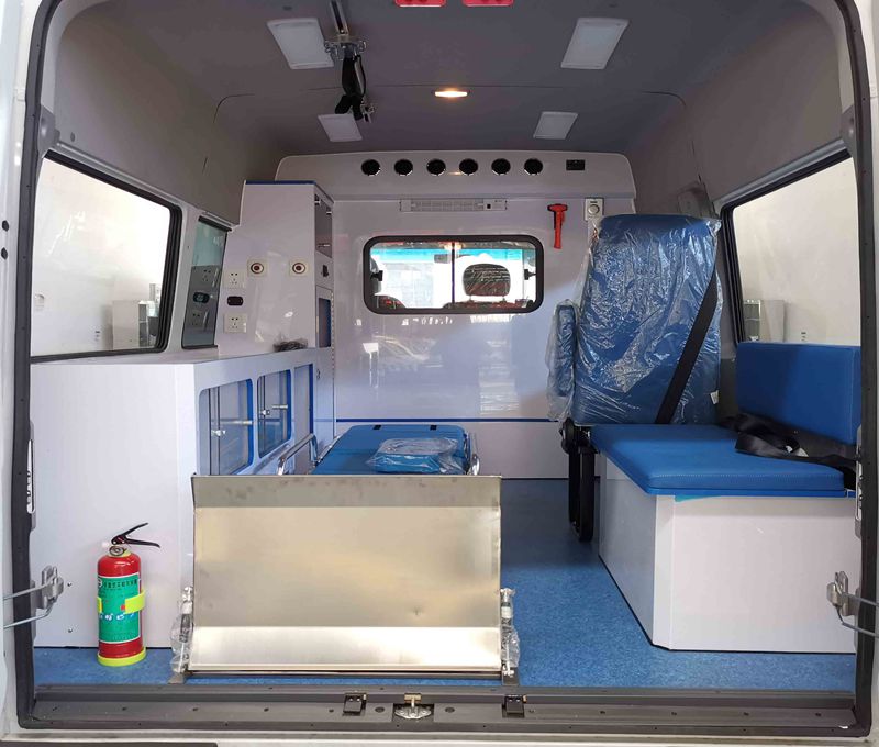 依維柯CL5049XJH6YS型救護車(chē)