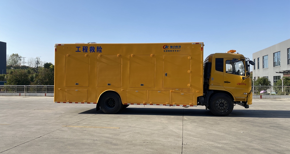 3000方排水車(chē) 