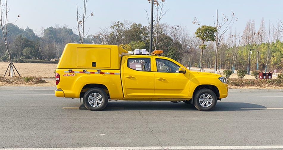 大通皮卡500方排水車(chē)