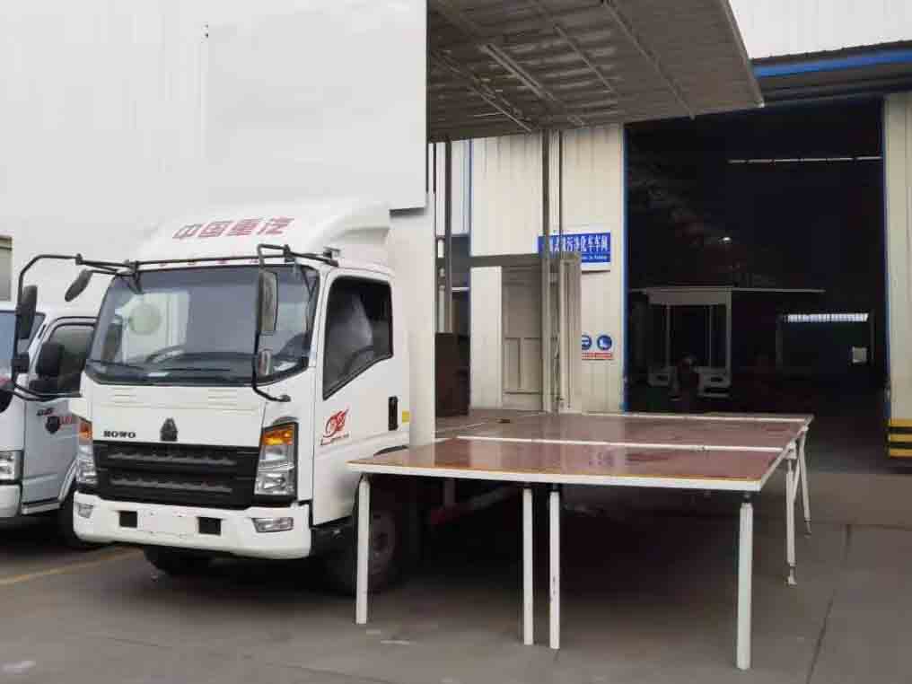 程力威牌CLW5040XWTZ6型舞臺車(chē)