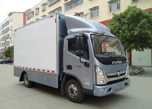程力威牌CLW5040XWTB6型舞臺車(chē)