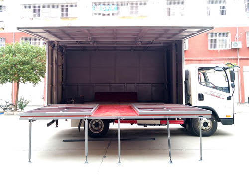 程力威牌CLW5040XWTC6型舞臺車(chē)