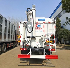 程力威牌CLW5180ZSLD6型散裝飼料運輸車(chē)