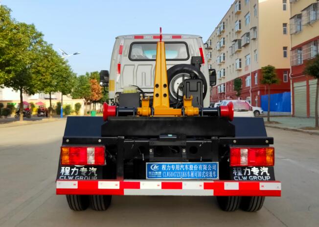 程力威牌CLW5047ZXXK6型車(chē)廂可卸式垃圾車(chē)